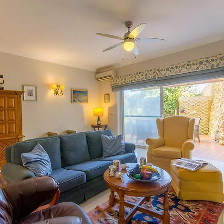 Apartment Modern And Wellness 3 Bedrooms Apt - Happy Qala