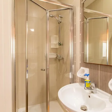 Modern And Wellness 3 Bedrooms Apt - Happy * Qala