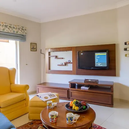 Modern And Wellness 3 Bedrooms Apt - Happy