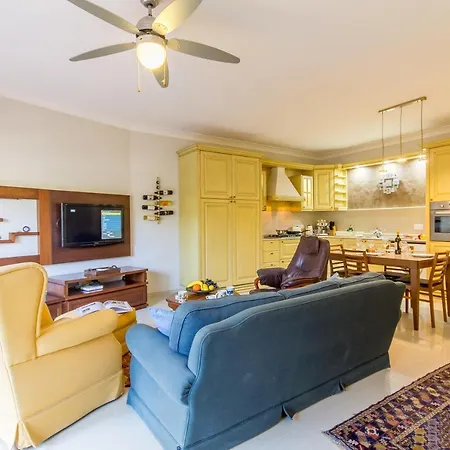 Διαμέρισμα Modern And Wellness 3 Bedrooms Apt - Happy